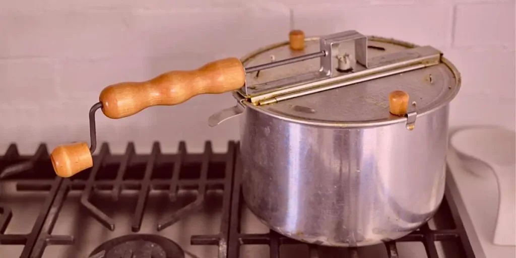 stove top popcorn with vegetable oil