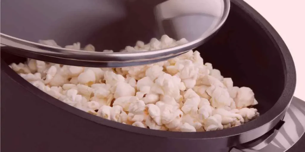 make popcorn on stovetop