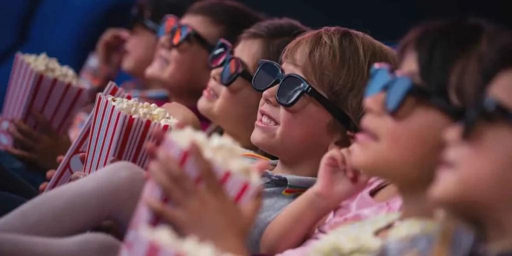 kids eating popcorn